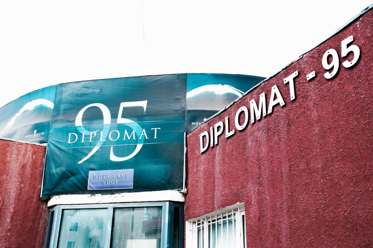 Diplomat Noble Hotel أولان باتور المظهر الخارجي الصورة